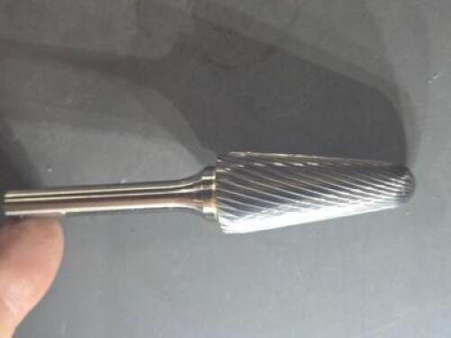 DESCRIPTION: (4) SOLID CARBIDE CONE BUR BRAND/MODEL: WESTWARD 19D780 SIZE: 3/16" RETAIL$: $262.39 QTY: 4