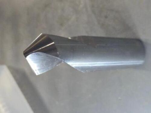 DESCRIPTION: (2) SOLID CARBIDE SPOTTING DRILL BRAND/MODEL: ACCUPRO 89698856 SIZE: 90* 7/8" DIA RETAIL$: $217.80 QTY: 2