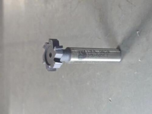 DESCRIPTION: (4) STAGGER TOOTH KEYSEAT CUTTER BRAND/MODEL: WHITNEY 30006311 QTY: 4