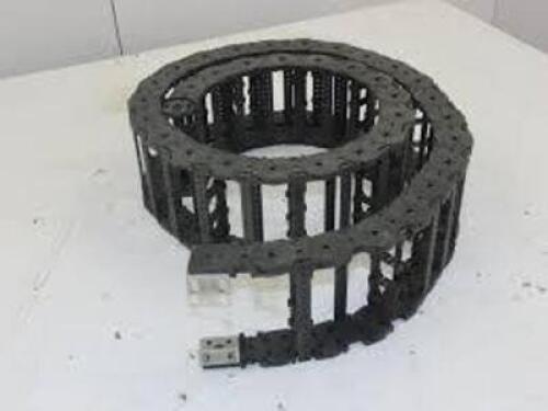 DESCRIPTION: (1) POWERTRACK ENERGY CHAIN CABLE GUIDE BRAND/MODEL: PRODUCT NUMBER #KS0475M RETAIL$: $59.99 EA QTY: 1