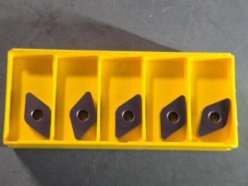 (20) CARBIDE TURNING INSERTS
