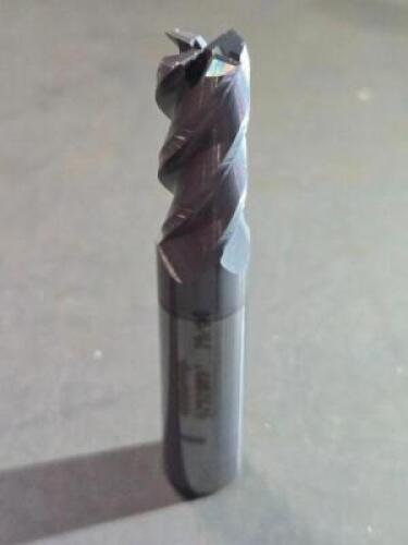 (4) CARBIDE SQ END MILLS