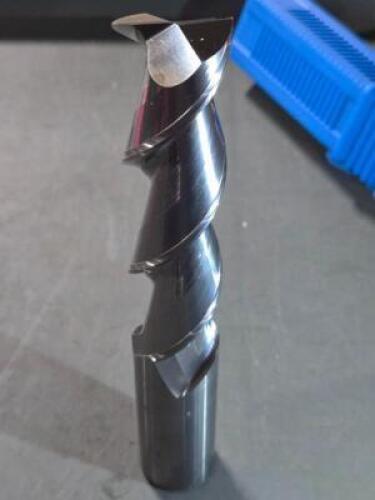 (1) CARBIDE SQ END MILL