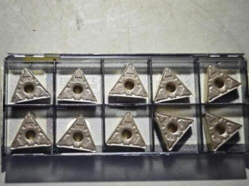 (10) CARBIDE TURNING INSERTS