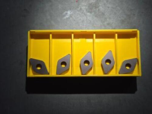 (5) CARBIDE TURNING INSERTS