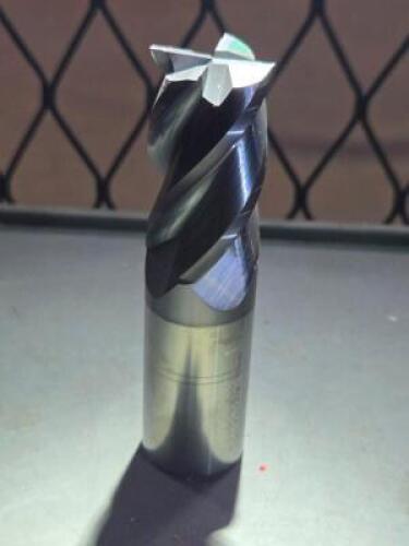 (1) CARBIDE SQ END MILL