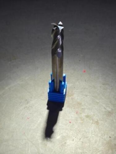 (4) CARBIDE SQ END MILL
