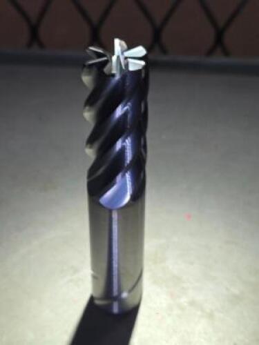 (1) SOLID CARBIDE CORNER RADIUS END MILL