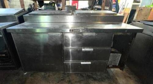 DELFIELD REFRIDGERATED PREP TABLE