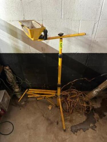 LIGHT STANDS