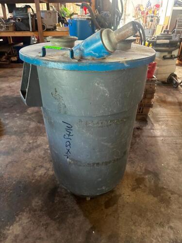 DESCRIPTION TORNADO BARREL TOP VACUUM CLEANER QTY 1