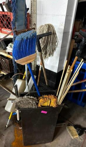DESCRIPTION: ASSORTED CLEANING SUPPLIES AS SHOWN QTY: 1
