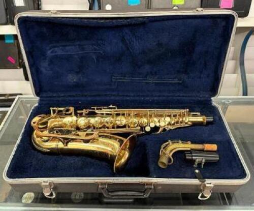 ALTO SAXOPHONE WITH CASE