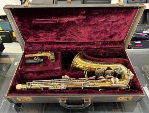 ARISTOCRAT ALTO SAXOPHONE WITH CASE