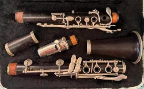 SELMER SIGNET WOOD CLARINET