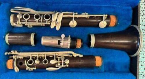 NOBLET WOOD CLARINET