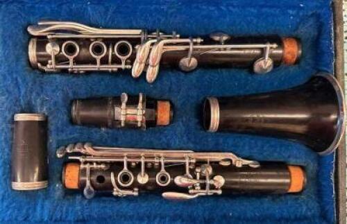 NOBLET WOOD CLARINET