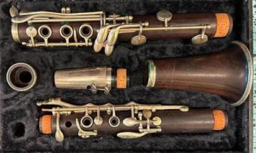 NOBLET WOOD CLARINET