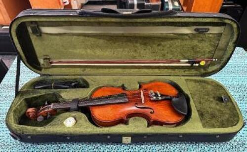 3/4 VIOLIN WITH CASE & BOW