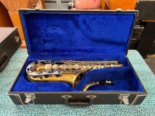 ALTO SAXOPHONE WITH CASE