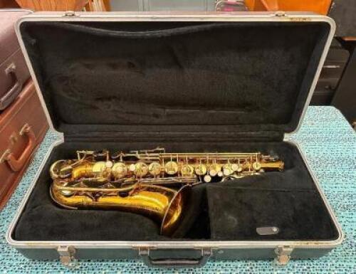 SHOOTING STAR ALTO SAXOPHONE WITH CASE