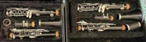 (2)- PLASTIC CLARINETS