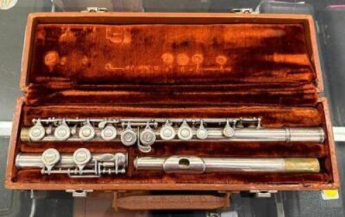 FLUTE WITH CASE
