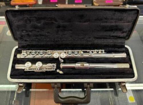 FLUTE WITH CASE