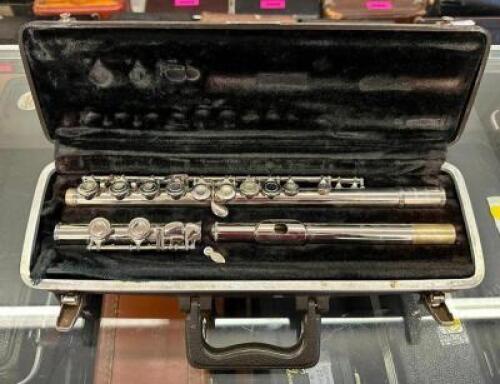 FLUTE WITH CASE