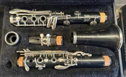 CLARINET WITH CASE