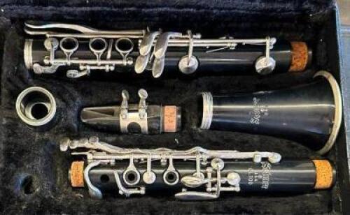 CLARINET WITH CASE