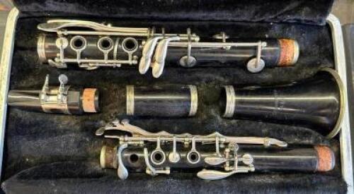 WOODEN CLARINET WITH CASE