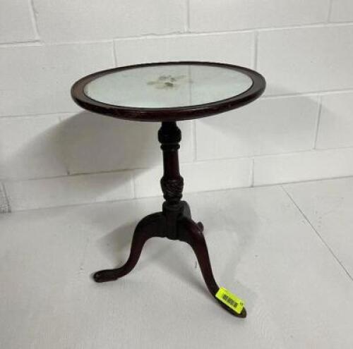 19" X 14" WOOD ACCCENT TABLE WITH GLASS TOP