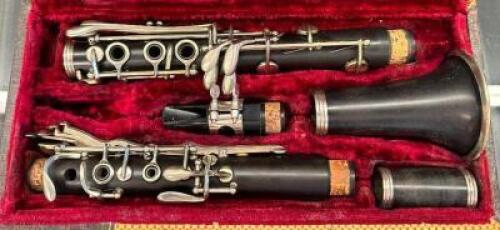 CLARINET WITH CASE