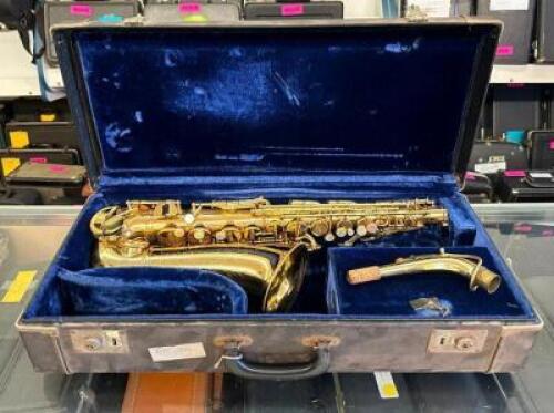 ALTO SAXOPHONE WITH CASE