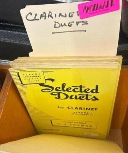 APPROX. (6) BOOKS OF CLARINET DUET SHEET MUSIC