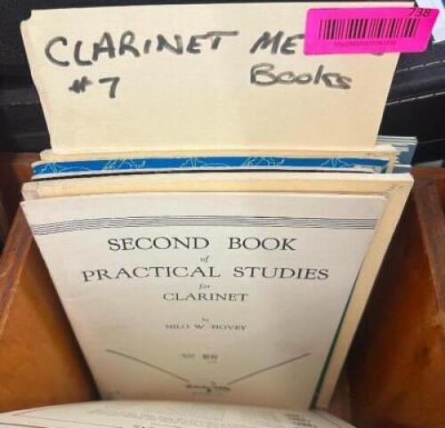 APPROX. (6) BOOKS OF CLARINET METHOD SHEET MUSIC