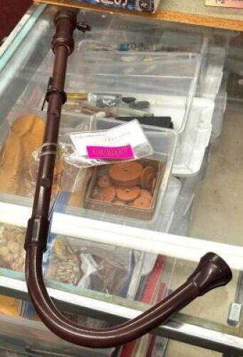 PLASTIC CRUMHORN