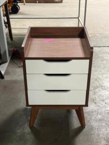 25" ACCENT TABLE