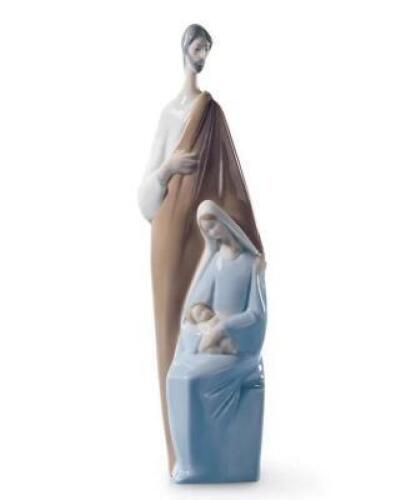 "THE BIRTH OF JESUS" GLOSS PORCELAIN FIGURINE