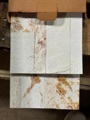 BOX OF BACKSLASH TILE