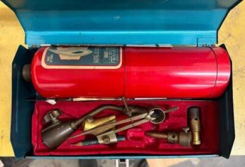 TORCH KIT WITH METAL TOOL BOX