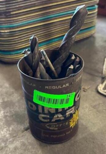 ASSORTED SIZED DRILL BITS