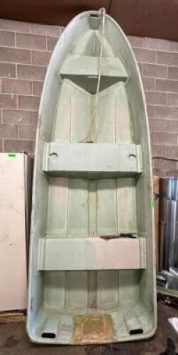 12 FOOT PLASTIC JON BOAT