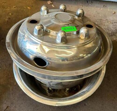 ASSORTED WHEEL HUBS