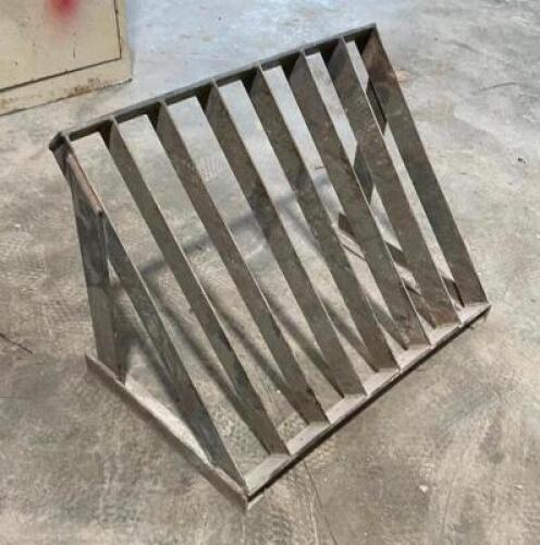 22" X 20" SAW BLADE STORAGE RACK