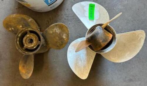 (2)- BOAT MOTOR PROPELLARS
