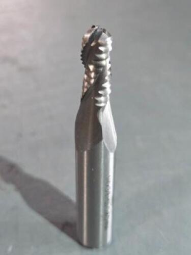 DESCRIPTION: (4) COBALT ROUGHING END MILLS BRAND/MODEL: VC 01854165 SIZE: 1/4' DIA 5/8" LOC RETAIL$: $372.36 QTY: 4