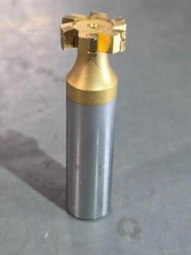 DESCRIPTION: (2) CARBIDE TIPPED WOODRUF KEYSEAT CUTTER BRAND/MODEL: MADE IN USA TC605-TIN SIZE: 5/8": CUT DIA 3/16" CUT WIDTH RETAIL$: $199.06 QTY: 2