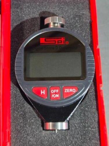 DESCRIPTION: (1) DIGITAL DUROMETER "D" BRAND/MODEL: SPI 15-137-3 SIZE: 0HSD TO 100HSD HARDNESS RETAIL$: $176.52 QTY: 1